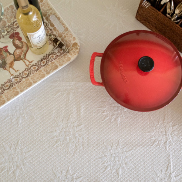 BB Soleil Jacquard Tablecloth