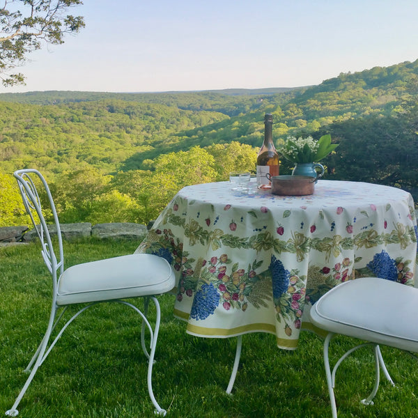 Rose Lavande Acrylic-Coated Tablecloth