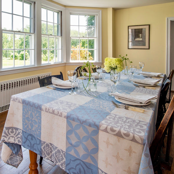 Carces Jacquard Tablecloth