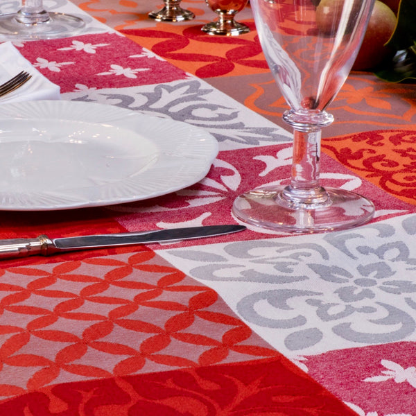 Carces Jacquard Tablecloth