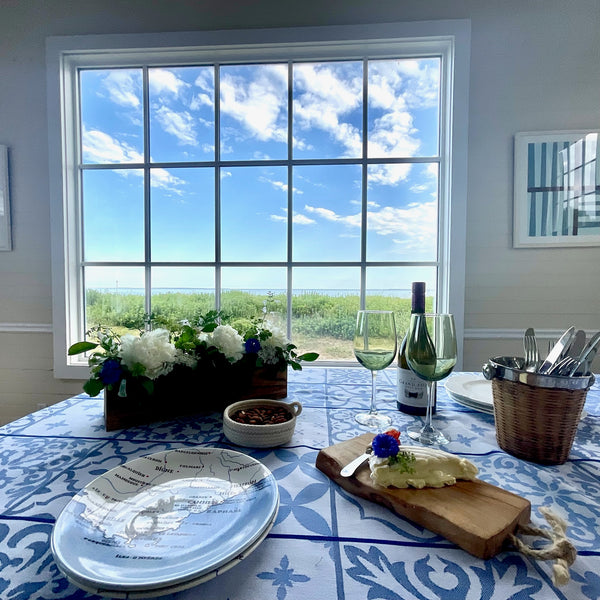 Carces Jacquard Tablecloth