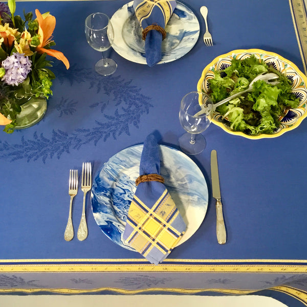 Senanque Jacquard Tablecloth