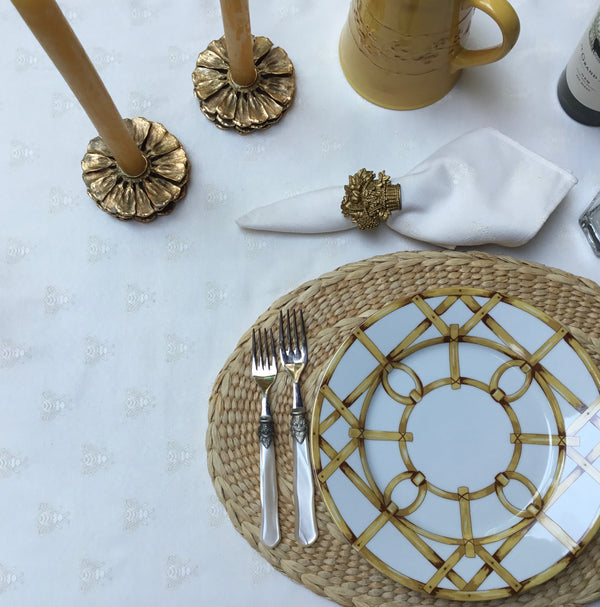 Maya Bee Jacquard Tablecloth