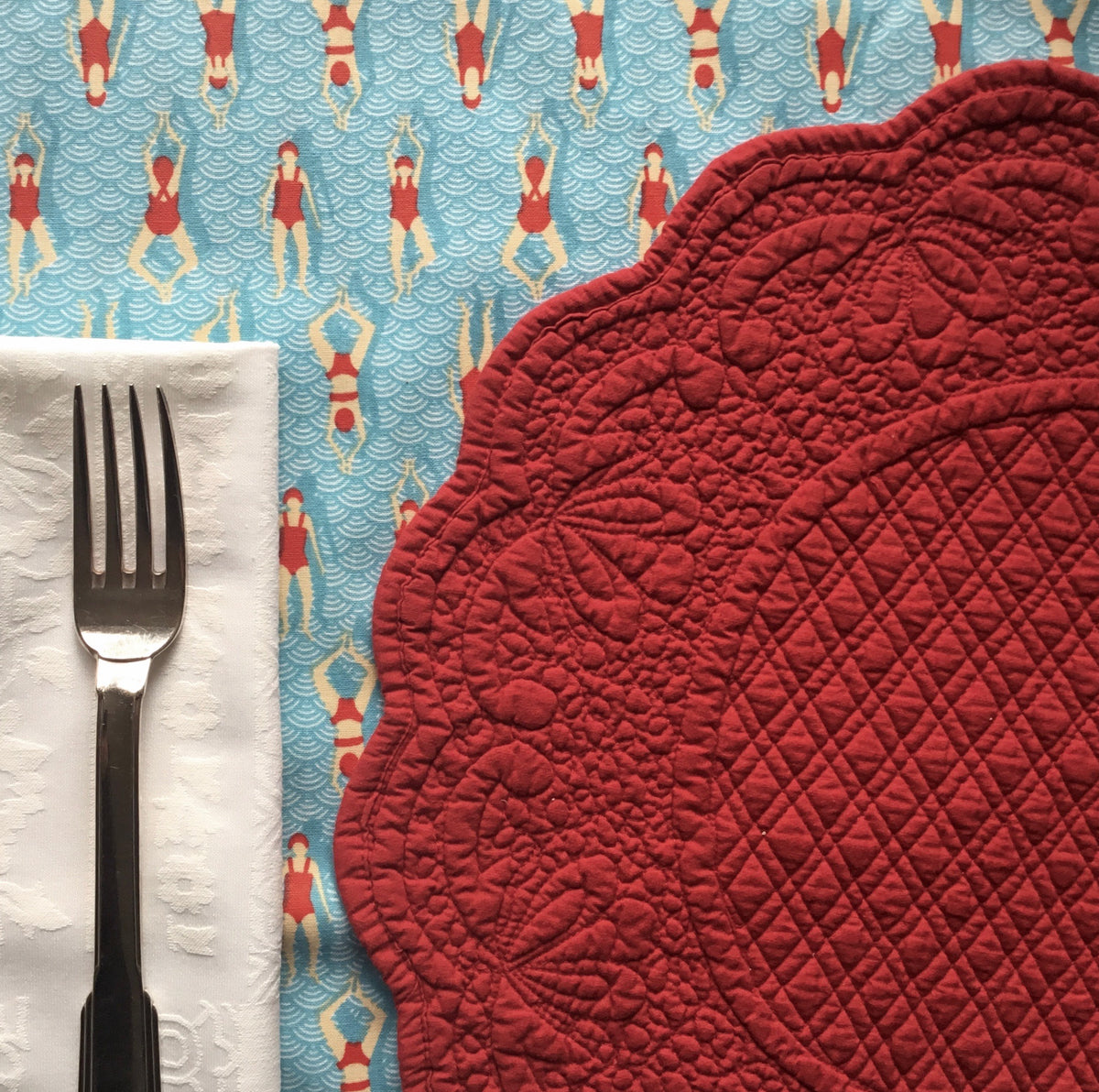 Round Placemat Quilted Cotton Boutis Red Amelie Michel