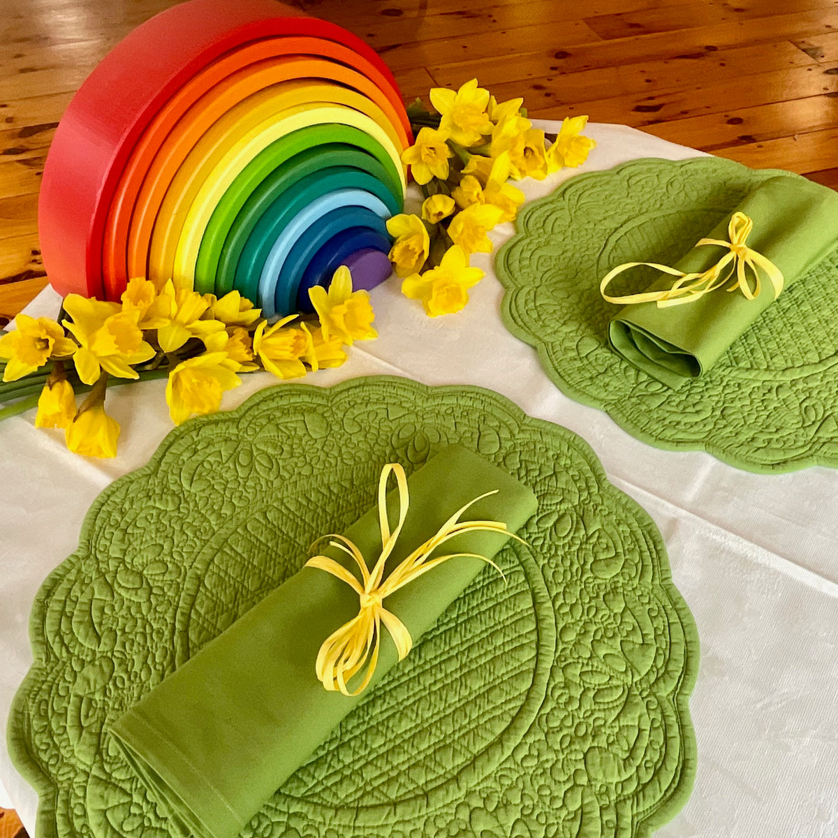 Round Placemat Quilted Cotton Boutis Green Amelie Michel