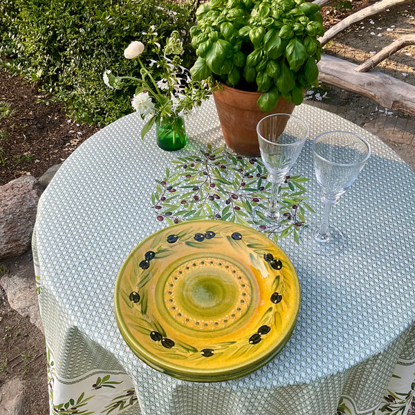 Nyons Olives Acrylic-Coated Tablecloth