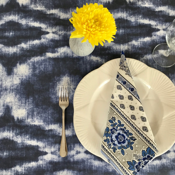 Saura Acrylic-Coated Tablecloth