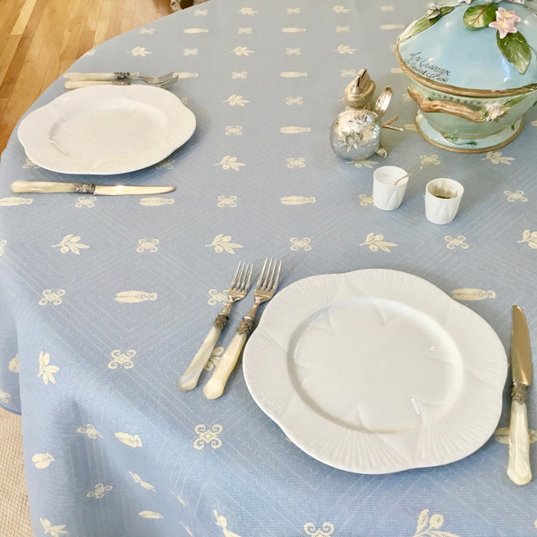 Fontaine Reversible Jacquard Tablecloth