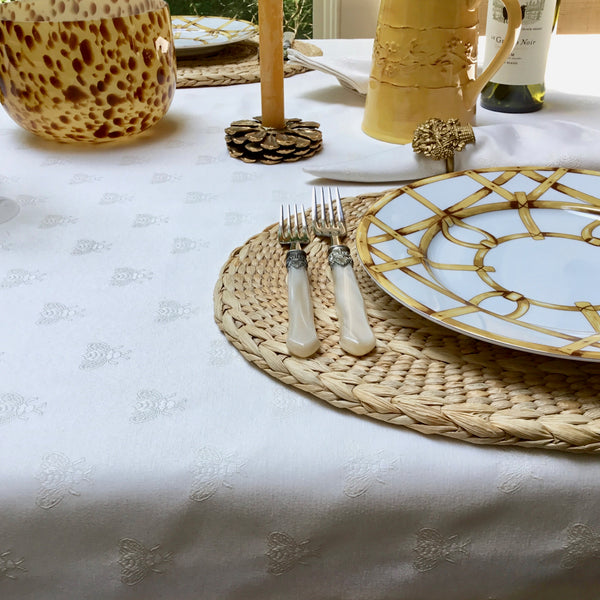 Maya Bee Jacquard Tablecloth