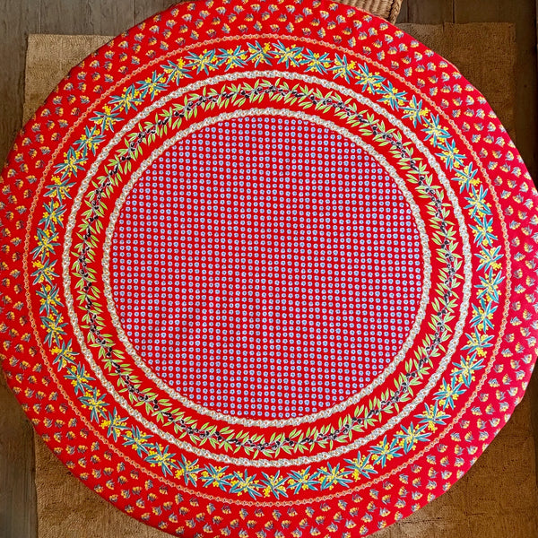Olives Mimosa Red Acrylic-Coated Round Tablecloth