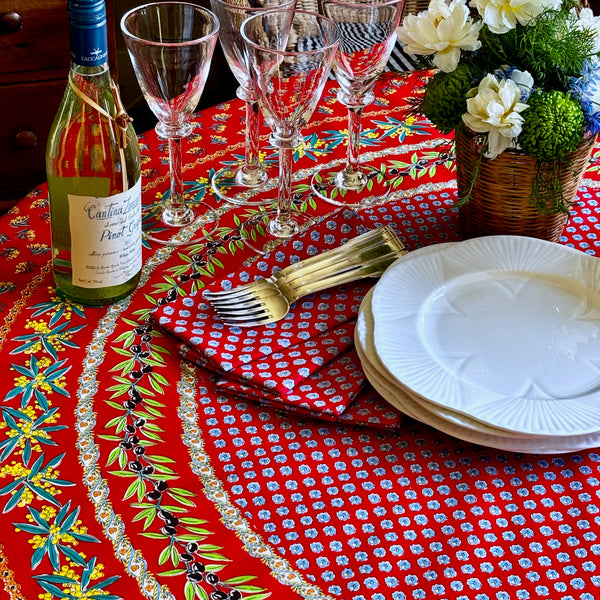 Olives Mimosa Red Acrylic-Coated Round Tablecloth