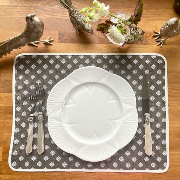 Placemat, Jacquard, Reversible Lorenzo Grey/Beige