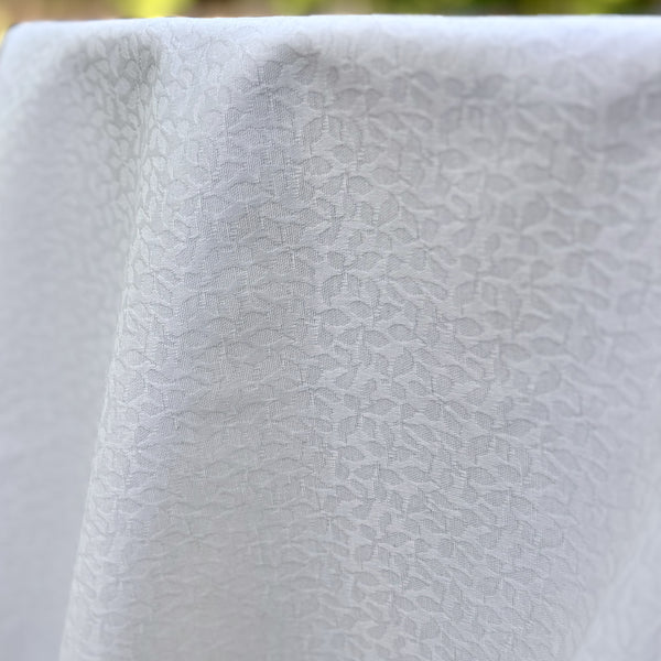 Ribalta Petals White Acrylic-Coated Tablecloth